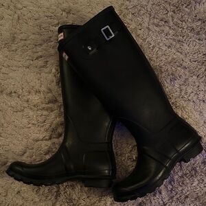 Hunter Black Tall Rain Boots with Side Buckle
